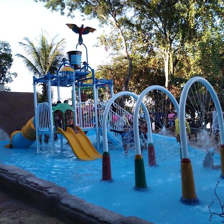 Aldeia Do Lago C204- Com Cozinha , Churrasqueira E Bebidas Liberadas No Parque Aquatico, Internet Banda Larga, Ponto Recarga De Carro Eletrico กัลดัสโนวัส ภายนอก รูปภาพ